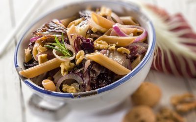 Radicchio and almonds sauce